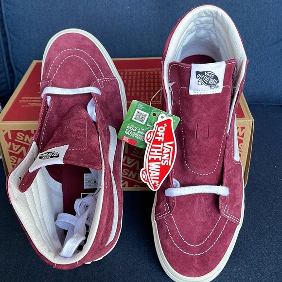 Vans Sk8-Hi Pig Suede Pomegranate / Snow White WMNS - Picture 13 of 16